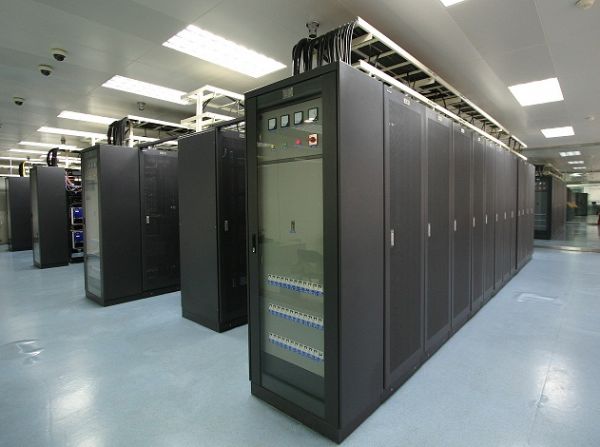 這套煙臺網(wǎng)絡中心機房動環(huán)監(jiān)控系統(tǒng)，可量身定制