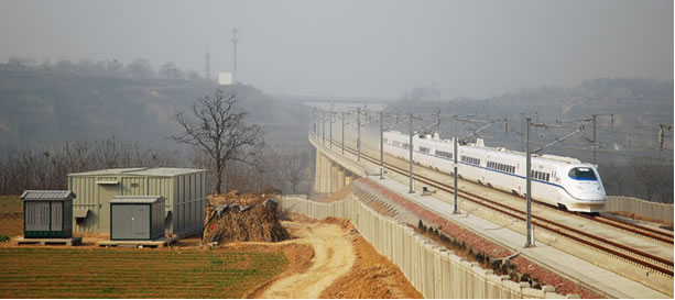 鐵路機(jī)房·二