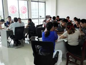 云思維萬(wàn)能導(dǎo)師教程討論場(chǎng)景