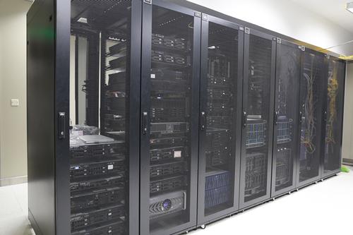 丹東機房監(jiān)控_丹東動環(huán)監(jiān)控系統(tǒng)有很多作用