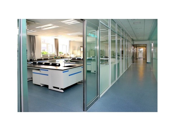 南寧溫控監(jiān)控設備設計公司為某醫(yī)學實驗室提供保障